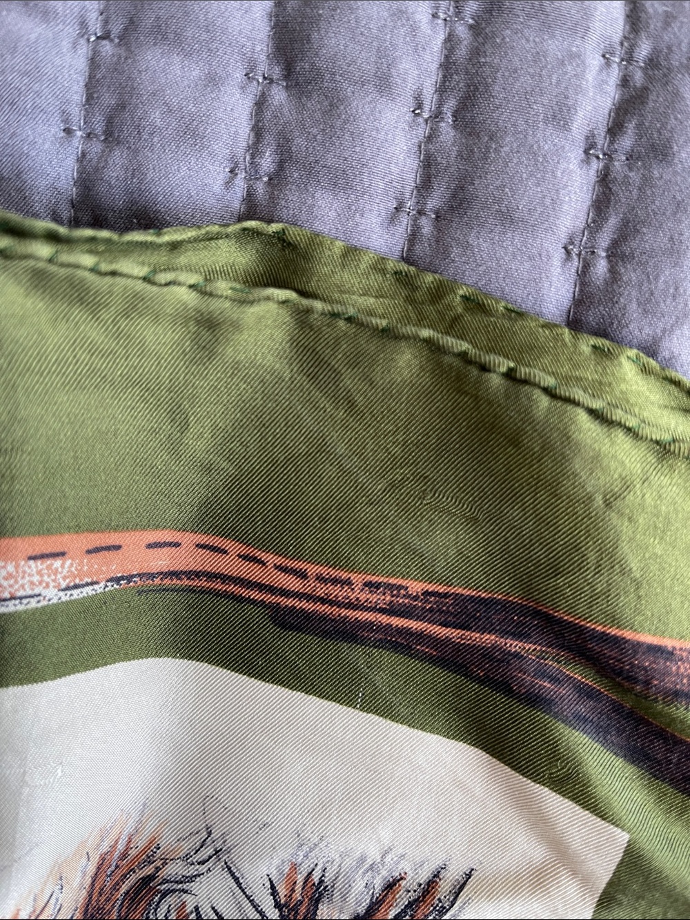 Vintage KERIER Silk Olive Green Dog Portraits Square Scarf - Picture 7 of 7